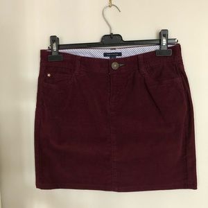 Tommy Hilfiger women’s Burgundy corduroy skirt